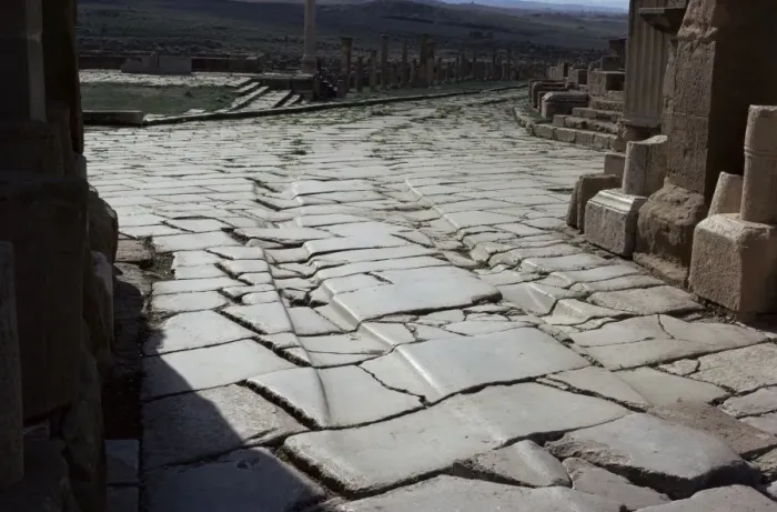 Framed Print : Chariot wheel ruts by the West Gate, Roman site of Timgad, UNESCO World Heritage Site