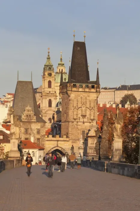 Framed Print : Charles Bridge and Mala Strana Bridge Tower in morning light, UNESCO World Heritage Site, Prague, Bohemia, Czech Republic, Europe Framed Print : Charles Bridge and Mala Strana Bridge Tower in morning light, UNESCO World Heritage Site, Prague, Bohemia, Czech Republic, Europe