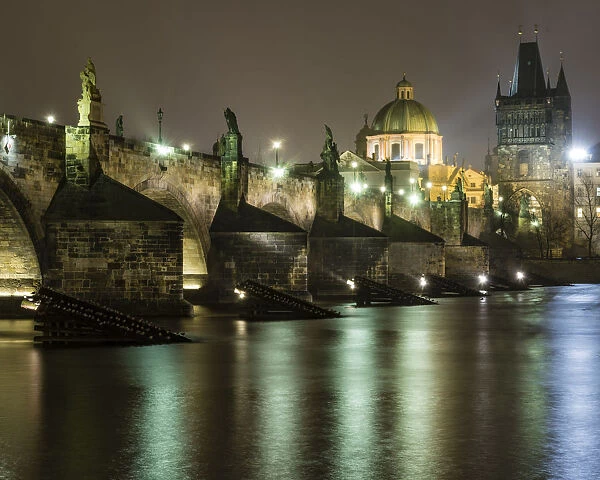 Charles Bridge at night, UNESCO World Heritage Site, Prague, Czech Republic, Europe