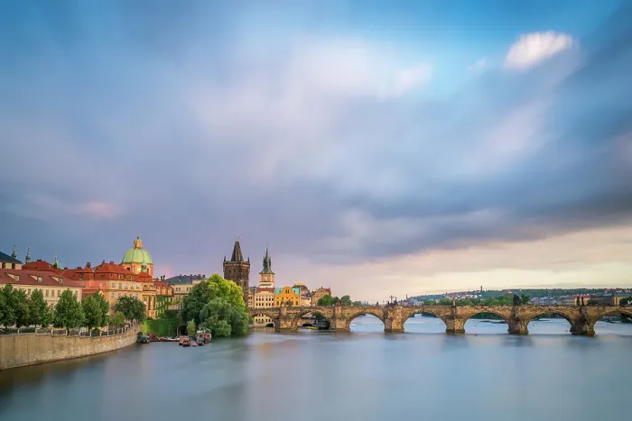 Framed Print : Charles Bridge and Old Town Bridge Tower, UNESCO World Heritage Site, Prague, Bohemia, Czech Republic (Czechia), Europe Framed Print : Charles Bridge and Old Town Bridge Tower, UNESCO World Heritage Site, Prague, Bohemia, Czech Republic (Czechia), Europe