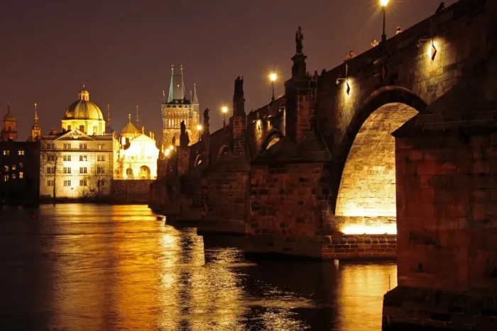 Framed Print : Charles Bridge over the River Vltava at night, UNESCO World Heritage Site Framed Print : Charles Bridge over the River Vltava at night, UNESCO World Heritage Site