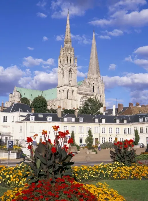 Framed Print : Chartres Cathedral, UNESCO World Heritage Site, Chartres, Eure-et-Loir, France, Europe Framed Print : Chartres Cathedral, UNESCO World Heritage Site, Chartres, Eure-et-Loir, France, Europe