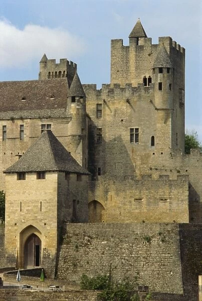 Chateau Beynac, Dordogne, France, Europe