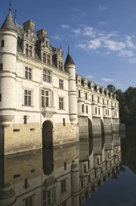 Framed Print : Chateau de Chenonceau reflected in the River Cher, Indre-et-Loire, Pays de la Loire