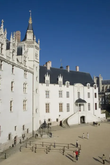 Framed Print : Chateau des Ducs de Bretagne, inner courtyard, Nantes, Brittany, France, Europe