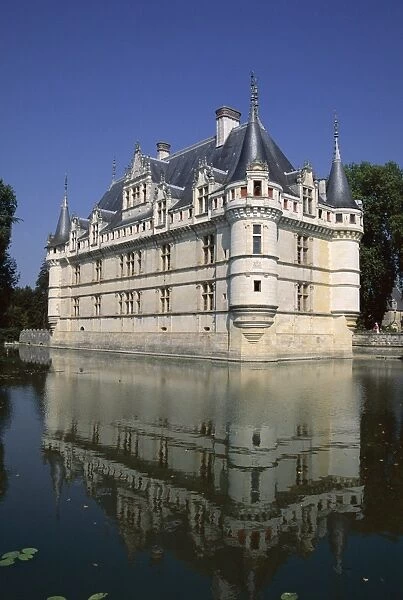 Chateau reflected in water, Chateau of Azay le Rideau, Loire Valley, France, Europe