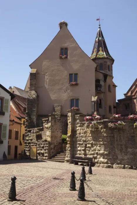 Framed Print : Chateau St. Leon in medieval village on the wine route, Place du Chateau Framed Print : Chateau St. Leon in medieval village on the wine route, Place du Chateau