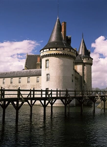 Chateau, Sully-sur-Loire, UNESCO World Heritage Site, Loiret, Centre, Loire Valley