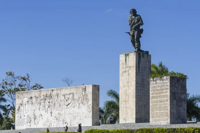 Framed Print : Che (Ernesto) Guevara mausoleum, Santa Clara, Cuba, West Indies, Caribbean, Central America Framed Print : Che (Ernesto) Guevara mausoleum, Santa Clara, Cuba, West Indies, Caribbean, Central America