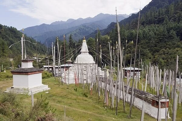 Chendebji Chorten (Chorten Charo Kasho) built in the 19th century by Lama Shida