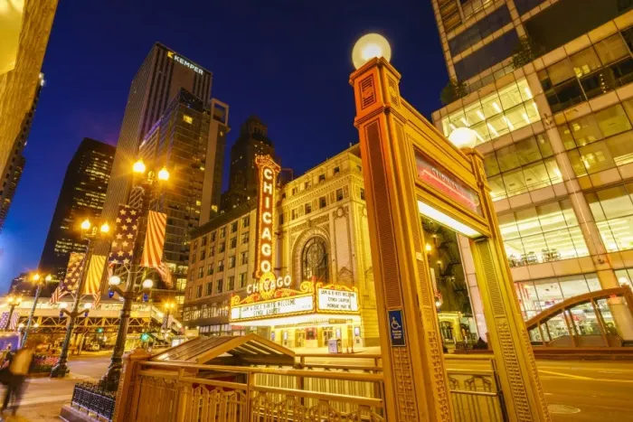 Framed Print : Chicago Theatre, North State Street, Chicago, Illinois, United States of America Framed Print : Chicago Theatre, North State Street, Chicago, Illinois, United States of America