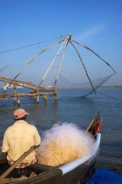 Chinese fishing nets, Cochin, Kerala, India, Asia