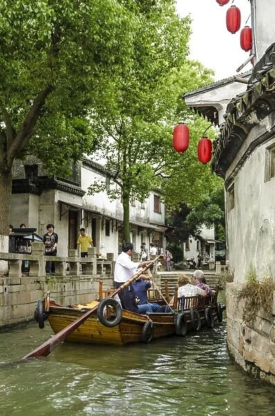 Chinese gondola in the water village of Tongli, Jiangsu, China, Asia