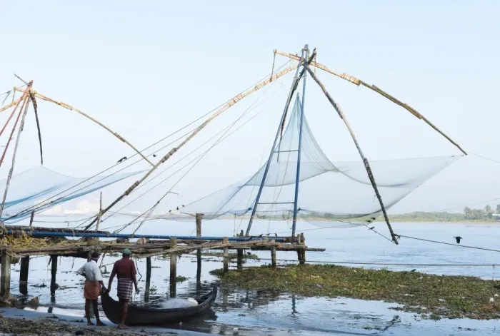 Framed Print : Chinese nets at dawn, Fort Kochi (Cochin), Kerala, India, South Asia Framed Print : Chinese nets at dawn, Fort Kochi (Cochin), Kerala, India, South Asia