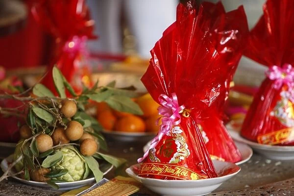 Chinese New Year offerings, Ho Chi Minh City, Vietnam, Indochina, Southeast Asia, Asia