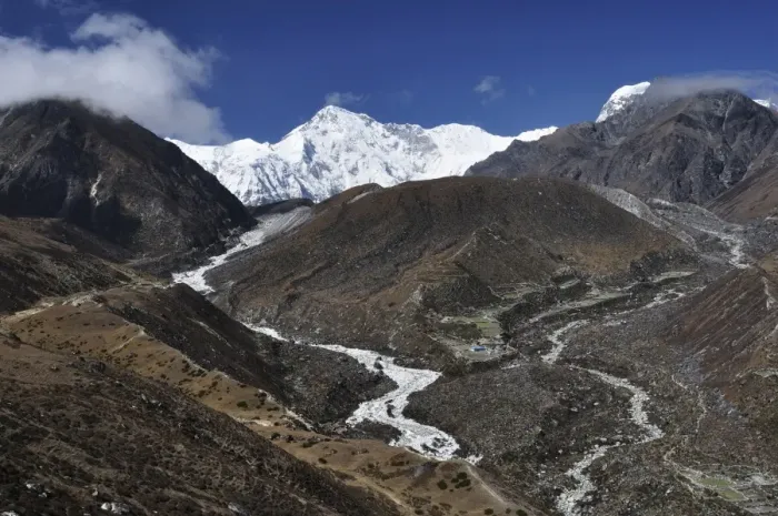 Framed Print : Cho Oyu, Sagarmatha National Park, UNESCO World Heritage Site, Solukhumbu District Framed Print : Cho Oyu, Sagarmatha National Park, UNESCO World Heritage Site, Solukhumbu District