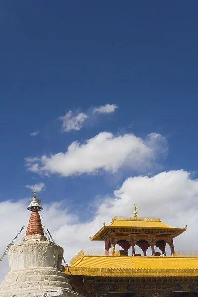 Chorten and roof