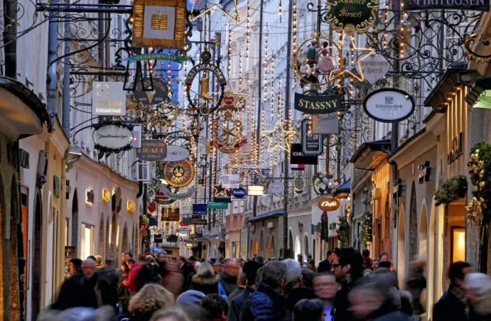 Framed Print : Christmas Decorations in Getreidegasse, Salzburg, Austria, Europe Framed Print : Christmas Decorations in Getreidegasse, Salzburg, Austria, Europe