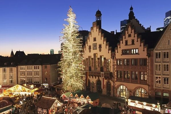 Christmas fair at Roemer, Roemerberg square, Frankfurt, Hesse, Germany, Europe