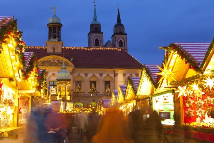 Framed Print : Christmas Market in the AlterMarkt with the Baroque Town Hall in the background, Magdeburg Framed Print : Christmas Market in the AlterMarkt with the Baroque Town Hall in the background, Magdeburg