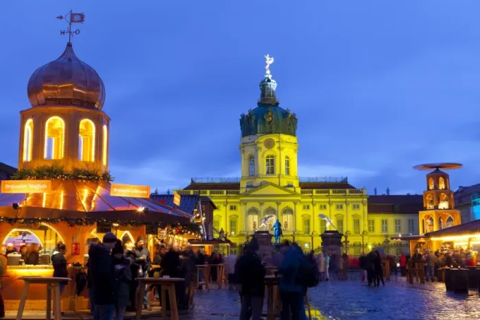 Framed Print : Christmas Market in front of Charlottenburg Palace, Berlin, Germany, Europe Framed Print : Christmas Market in front of Charlottenburg Palace, Berlin, Germany, Europe