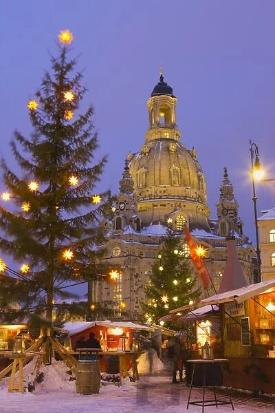 Christmas Market in the Neumarkt with the Frauenkirche (Church) in the background, Dresden, Saxony, Germany, Europe