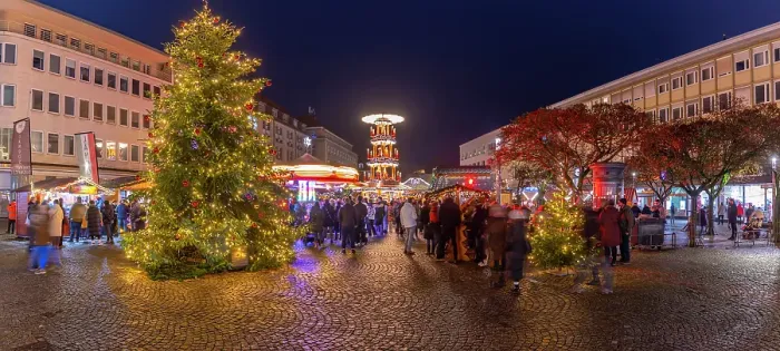 Framed Print : Christmas Market stalls in the market square in Altstadt Spandau at dusk, Spandau, Berlin, Germany Framed Print : Christmas Market stalls in the market square in Altstadt Spandau at dusk, Spandau, Berlin, Germany