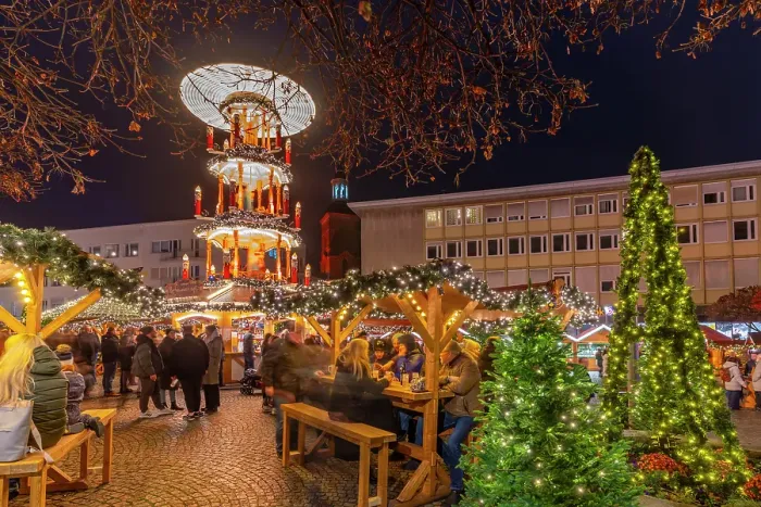 Framed Print : Christmas Market stalls in the market square in Altstadt Spandau at dusk, Spandau, Berlin, Germany Framed Print : Christmas Market stalls in the market square in Altstadt Spandau at dusk, Spandau, Berlin, Germany