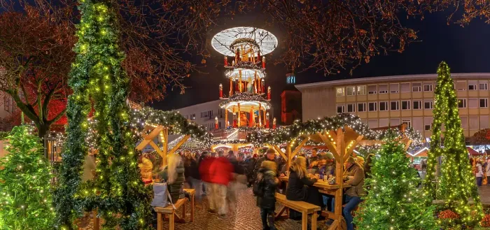 Framed Print : Christmas Market stalls in the market square in Altstadt Spandau at dusk, Spandau, Berlin, Germany Framed Print : Christmas Market stalls in the market square in Altstadt Spandau at dusk, Spandau, Berlin, Germany