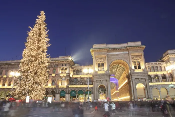 Framed Print : Christmas tree and Galleria Vittorio Emanuele entrance illuminated at dusk Framed Print : Christmas tree and Galleria Vittorio Emanuele entrance illuminated at dusk