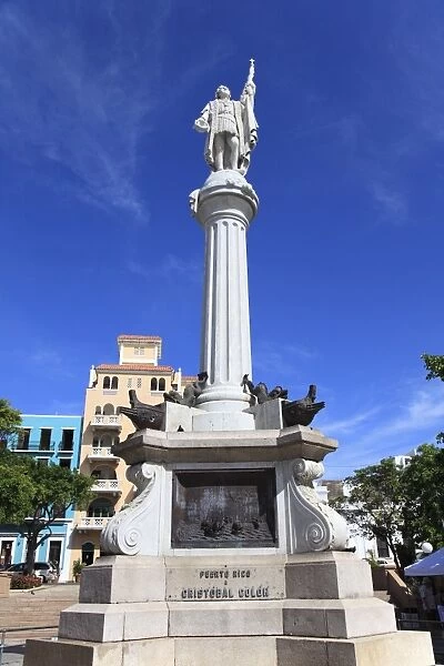 Christopher Columbus Statue, Plaza Colon, Old San Juan, San Juan, Puerto Rico, West Indies, Caribbean, United States of America, Central America