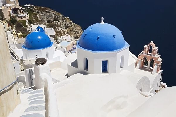 Church with blue dome with view of the Aegean Sea, Oia, Santorini, Cyclades, Greek Islands, Greece, Europe