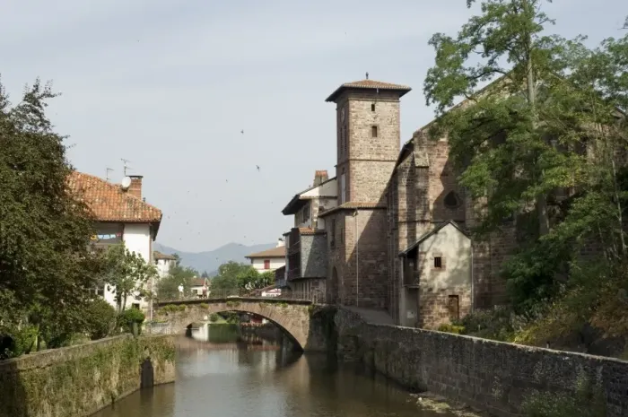Framed Print : Church of Our Lady on right of old bridge, St. Jean Pied de Port, Basque country Framed Print : Church of Our Lady on right of old bridge, St. Jean Pied de Port, Basque country