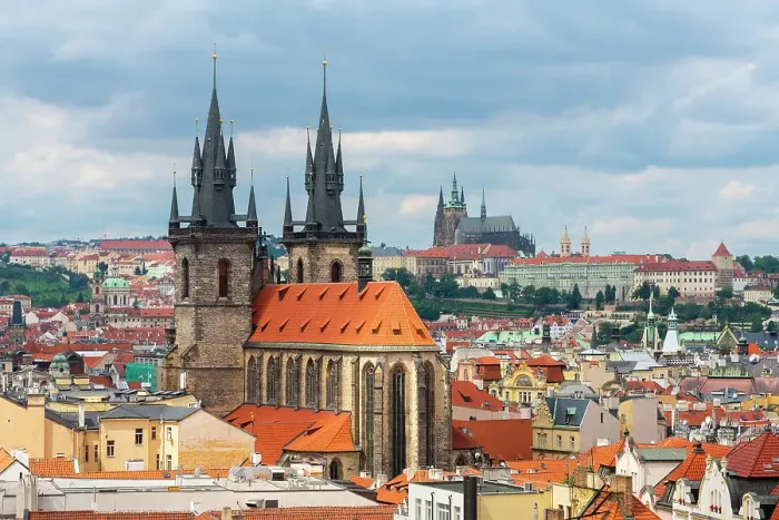 Framed Print : Church of Our Lady Before Tyn and Prague Castle as seen from Powder Tower, UNESCO World Heritage Site, Prague, Bohemia, Czech Republic (Czechia), Europe Framed Print : Church of Our Lady Before Tyn and Prague Castle as seen from Powder Tower, UNESCO World Heritage Site, Prague, Bohemia, Czech Republic (Czechia), Europe