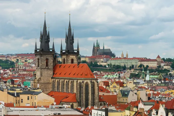 Framed Print : Church of Our Lady Before Tyn and Prague Castle as seen from Powder Tower, UNESCO World Heritage Site, Prague, Bohemia, Czech Republic (Czechia), Europe Framed Print : Church of Our Lady Before Tyn and Prague Castle as seen from Powder Tower, UNESCO World Heritage Site, Prague, Bohemia, Czech Republic (Czechia), Europe