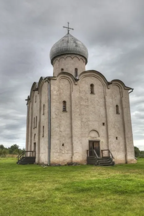 Framed Print : Church of Nereditsa, UNESCO World Heritage Site, Veliky Novgorod, Novgorod Oblast Framed Print : Church of Nereditsa, UNESCO World Heritage Site, Veliky Novgorod, Novgorod Oblast