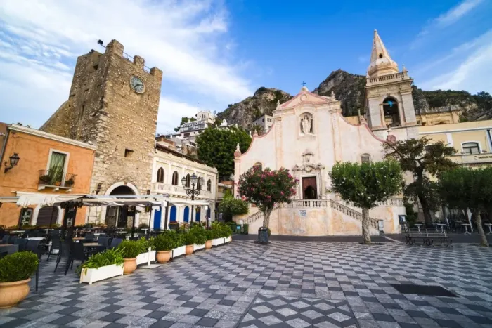 Framed Print : Church of St. Joseph at Piazza IX Aprile on Corso Umberto, the main street in Taormina, Sicily, Italy, Europe Framed Print : Church of St. Joseph at Piazza IX Aprile on Corso Umberto, the main street in Taormina, Sicily, Italy, Europe