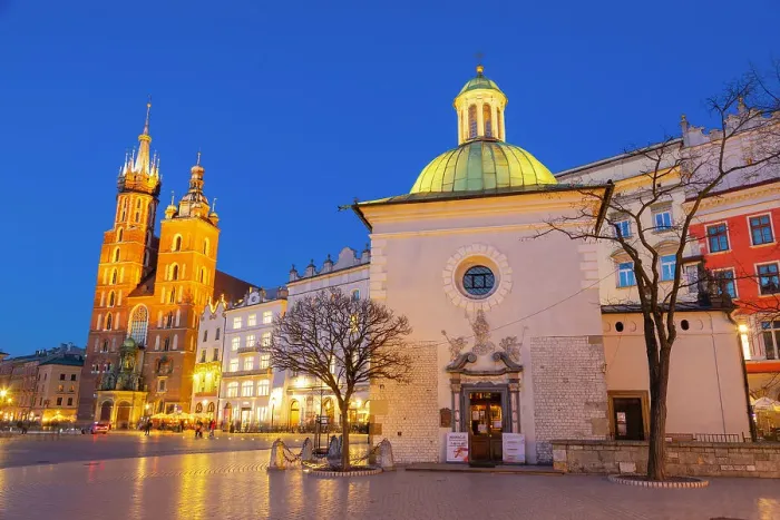 Framed Print : Church of St. Wojciech, St. Mary's Basilica, Main Market Square, UNESCO World Heritage Site, Krakow, Poland, Europe Framed Print : Church of St. Wojciech, St. Mary's Basilica, Main Market Square, UNESCO World Heritage Site, Krakow, Poland, Europe