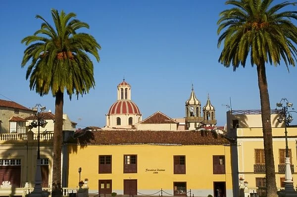 Church and town, La Orotava, Tenerife, Canary Islands, Spain, Europe
