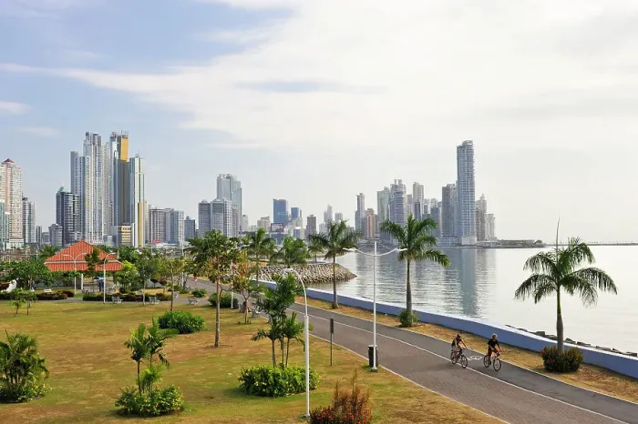 Framed Print : The Cinta Costera (Malecon), a new road and promenade built on reclaimed land from the bay of Panama, Panama City, Republic of Panama, Central America Framed Print : The Cinta Costera (Malecon), a new road and promenade built on reclaimed land from the bay of Panama, Panama City, Republic of Panama, Central America