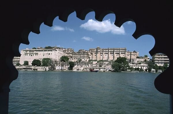 City Palace across Lake Pichola from Lake Palace Hotel, Udaipur, Rajasthan state