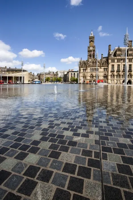 Framed Print : City Park Fountains and City Hall, Bradford, West Yorkshire, Yorkshire, England, United Kingdom, Europe Framed Print : City Park Fountains and City Hall, Bradford, West Yorkshire, Yorkshire, England, United Kingdom, Europe