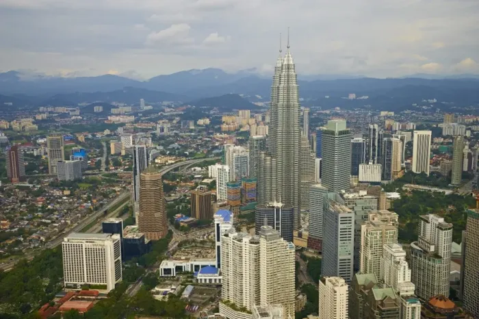 Framed Print : City and Petronas Towers, KLCC (Kuala Lumpur City Center), Kuala Lumpur, Malaysia, Southeast Asia, Asia Framed Print : City and Petronas Towers, KLCC (Kuala Lumpur City Center), Kuala Lumpur, Malaysia, Southeast Asia, Asia