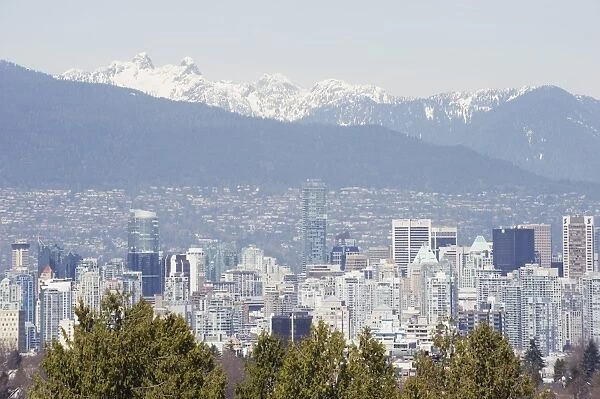 City skyline and mountains, Vancouver, British Columbia, Canada, North America