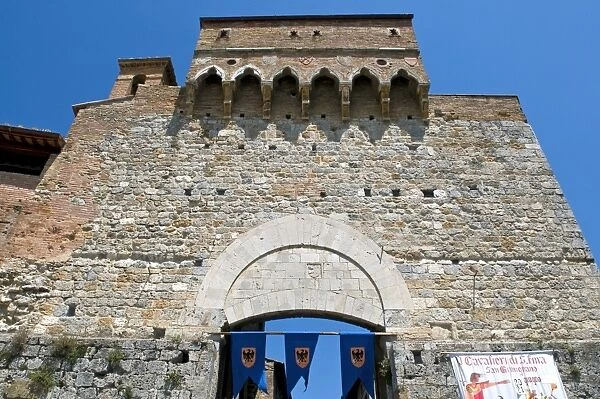City wall, San Gimignano, UNESCO World Heritage Site, Tuscany, Italy, Europe