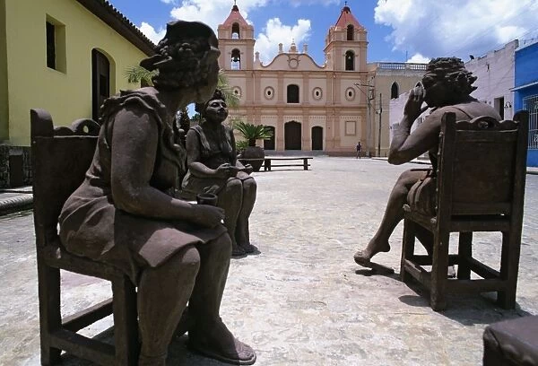 Clay figures in Plaza del Carmen, Camag?ey, Cuba, West Indies, Central America