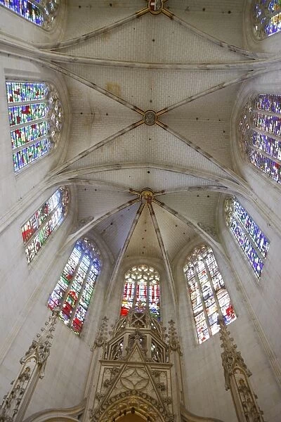 Clery-Saint-Andre basilica chancel, Clery Saint Andre, Loiret, France, Europe