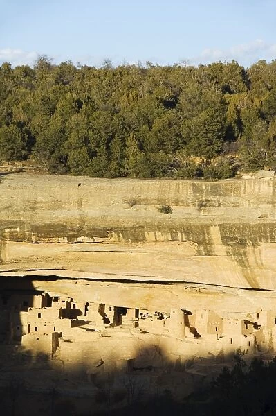 Cliff palace ruins in Mesa Verde containing some of