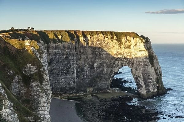Cliffs seen from Porte d Aval, Etretat, Normandy, France, Europe