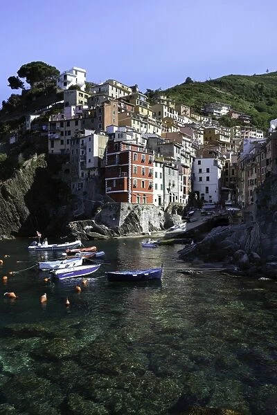Clifftop village of Riomaggiore, Cinque Terre, UNESCO World Heritage Site, Liguria